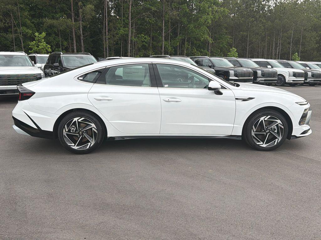 New 2026 White HYUNDAI SEL Sport image 7