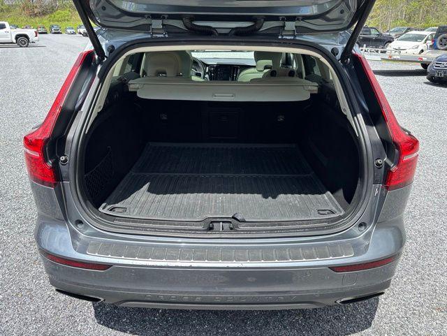 2020 Volvo V60 Cross Country T5
