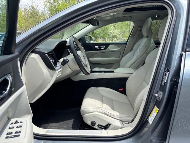 2020 Volvo V60 Cross Country T5