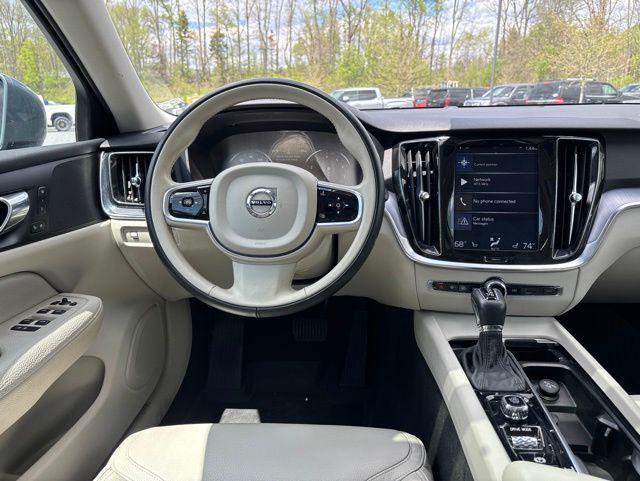 2020 Volvo V60 Cross Country T5