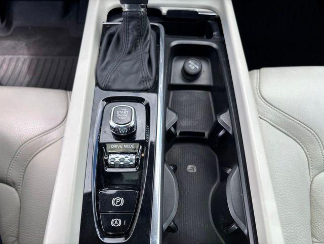 2020 Volvo V60 Cross Country T5