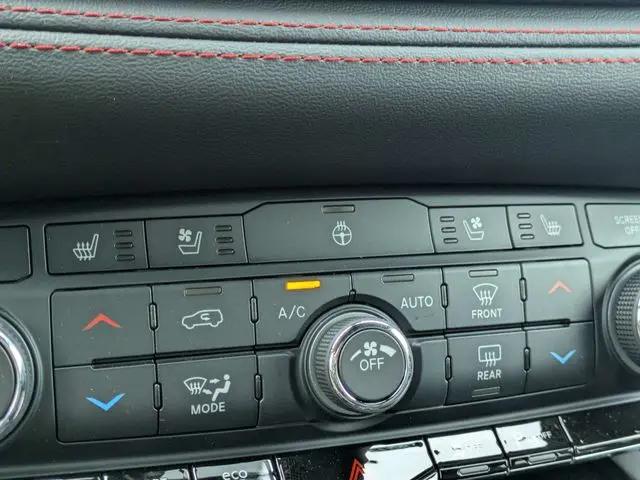 2026 Dodge Durango GT Plus AWD HEMI V8