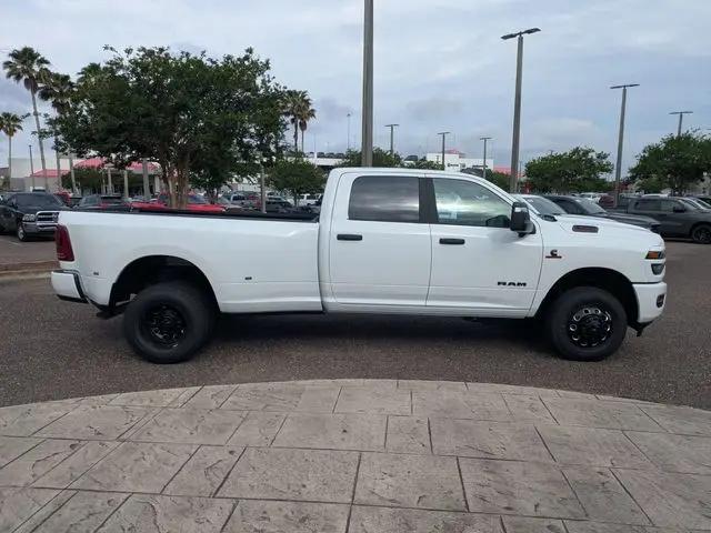 2026 Ram 3500 Big Horn Crew Cab 4x4 8' Box