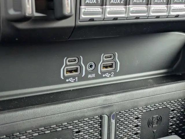 2026 Ram 3500 Big Horn Crew Cab 4x4 8' Box
