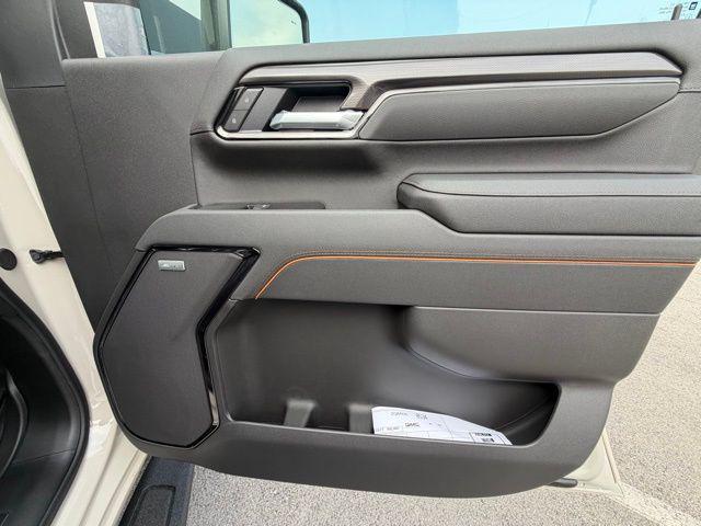 2026 GMC Sierra 2500HD Crew Cab, Standard Bed, AT4, 4WD