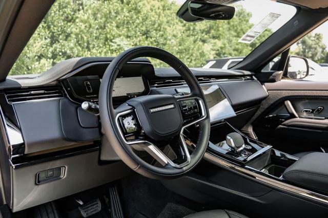 2026 Land Rover Range Rover Sport P360 SE