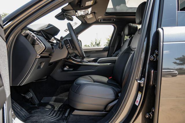 2026 Land Rover Range Rover Sport P360 SE