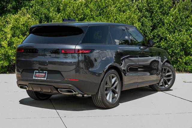 2026 Land Rover Range Rover Sport P360 SE