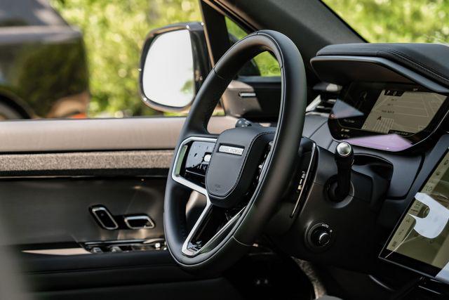 2026 Land Rover Range Rover Sport P360 SE