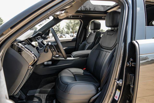 2026 Land Rover Range Rover Sport P360 SE