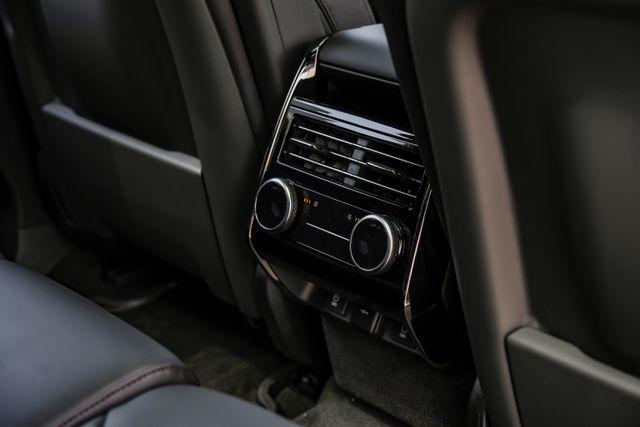 2026 Land Rover Range Rover Sport P360 SE