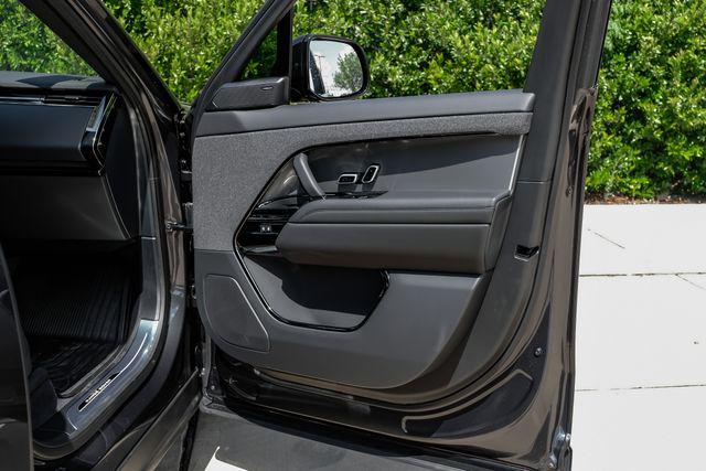 2026 Land Rover Range Rover Sport P360 SE
