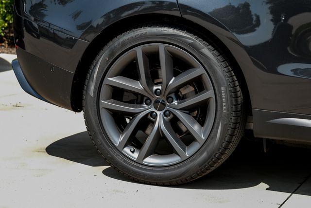 2026 Land Rover Range Rover Sport P360 SE