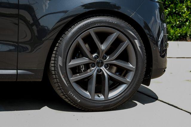 2026 Land Rover Range Rover Sport P360 SE