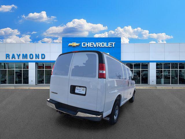 2026 Chevrolet Express Cargo Van 2500 Regular Wheelbase, WT, RWD
