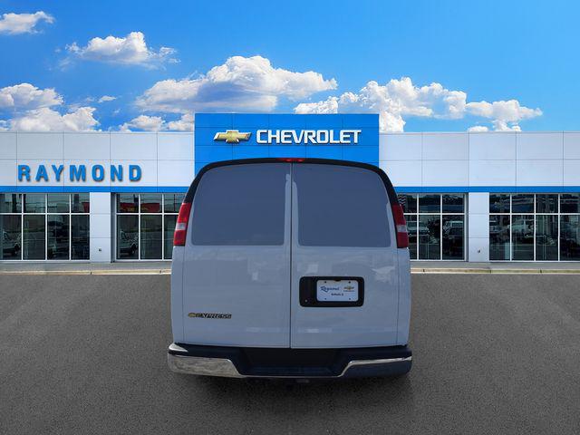 2026 Chevrolet Express Cargo Van 2500 Regular Wheelbase, WT, RWD