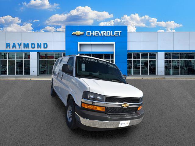 2026 Chevrolet Express Cargo Van 2500 Regular Wheelbase, WT, RWD