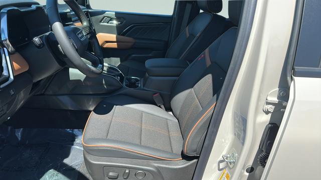 2026 GMC Canyon AT4, 4WD