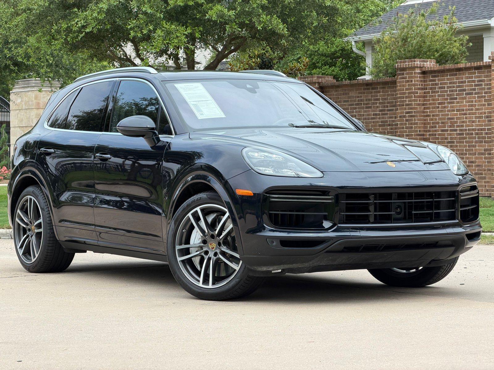 2020 Porsche Cayenne Turbo's photo