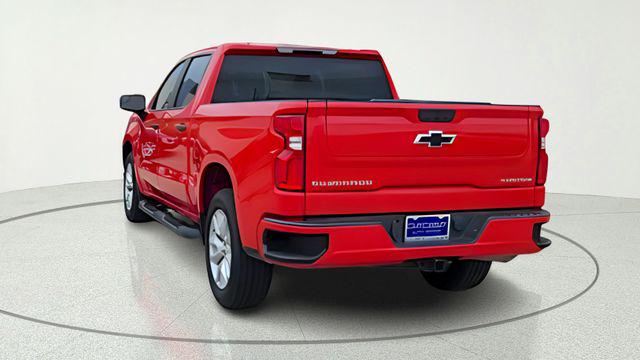 2022 Chevrolet Silverado 1500 2WD Crew Cab Short Bed Custom