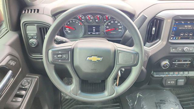 2022 Chevrolet Silverado 1500 2WD Crew Cab Short Bed Custom