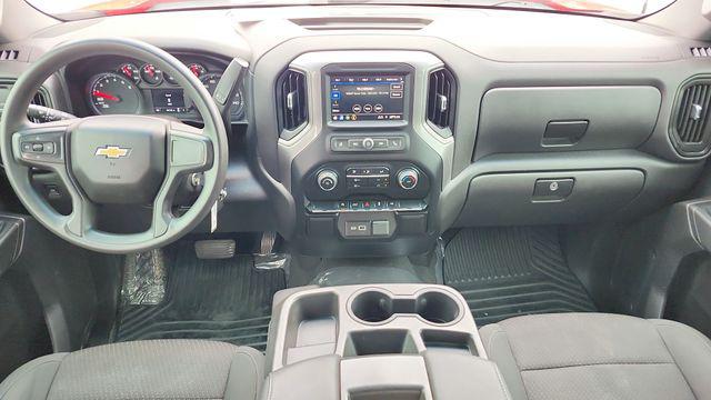 2022 Chevrolet Silverado 1500 2WD Crew Cab Short Bed Custom