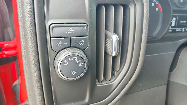 2022 Chevrolet Silverado 1500 2WD Crew Cab Short Bed Custom