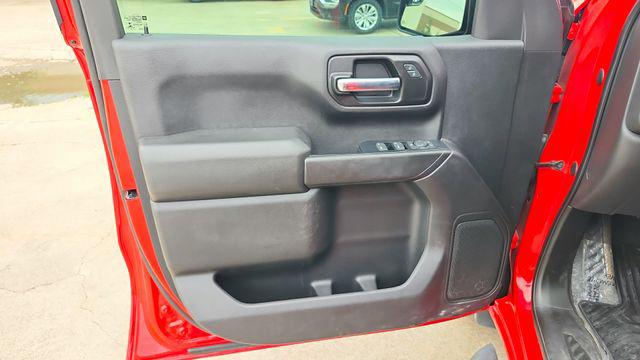 2022 Chevrolet Silverado 1500 2WD Crew Cab Short Bed Custom