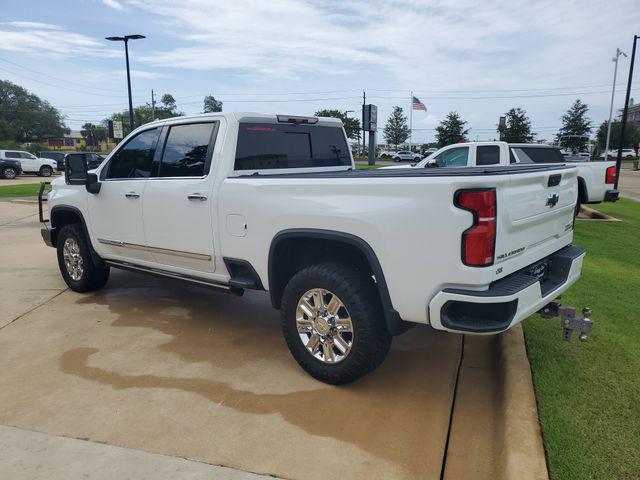 2024 Chevrolet Silverado 3500HD 4WD Crew Cab Standard Bed High Country