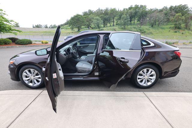 2020 Chevrolet Malibu FWD LT