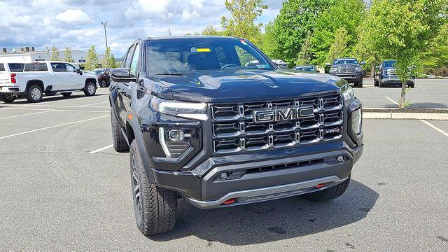 2026 GMC Canyon AT4, 4WD