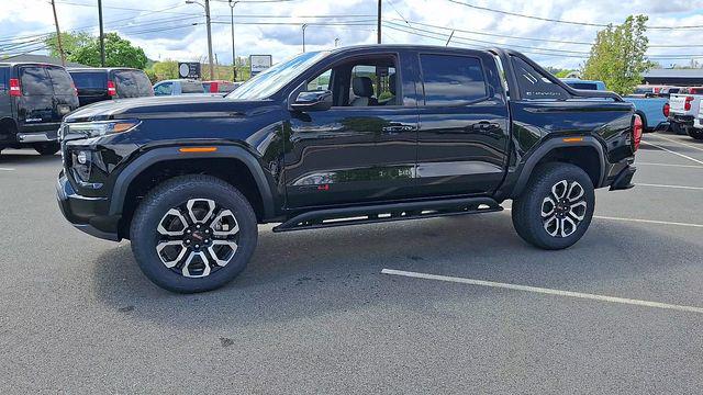2026 GMC Canyon AT4, 4WD