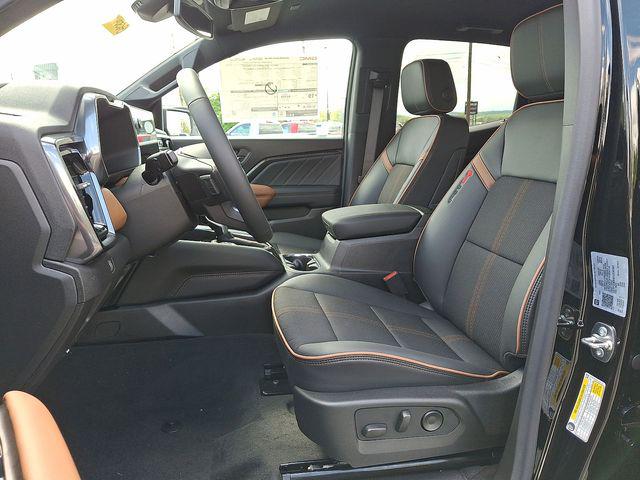2026 GMC Canyon AT4, 4WD