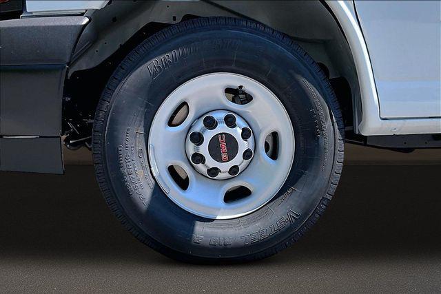 2026 GMC Savana Cargo 3500 Regular Wheelbase, Work Van, RWD
