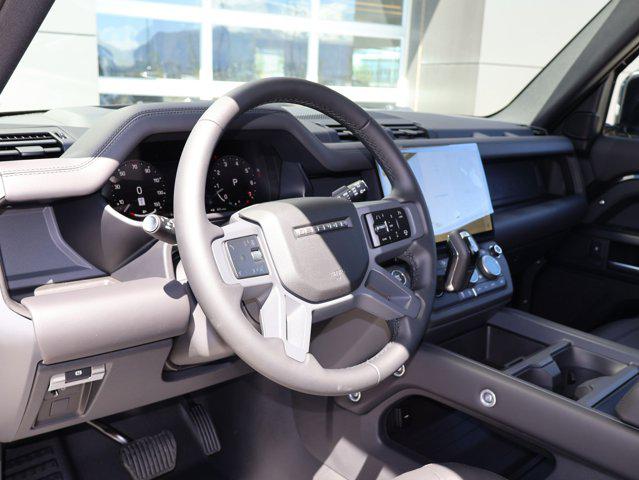 2026 Land Rover Defender P400 X-Dynamic SE