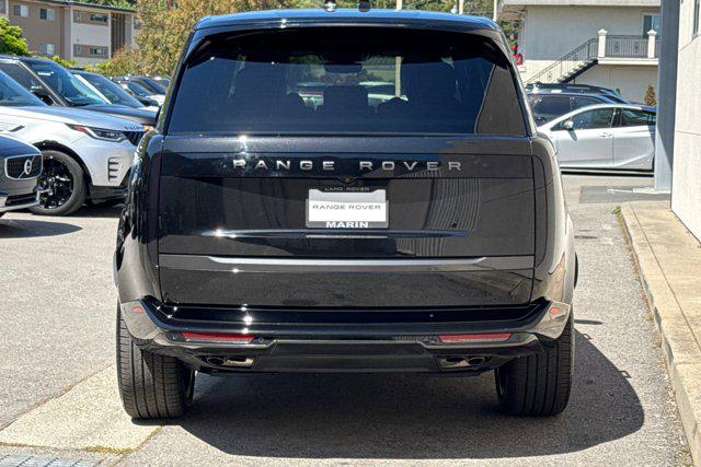2026 Land Rover Range Rover P530 SE 7 Seat