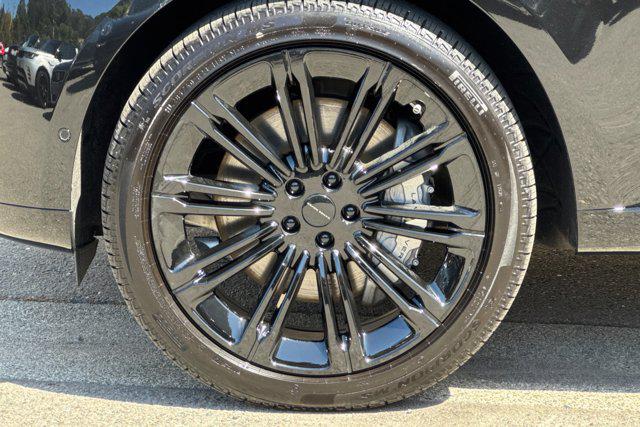 2026 Land Rover Range Rover P530 SE 7 Seat