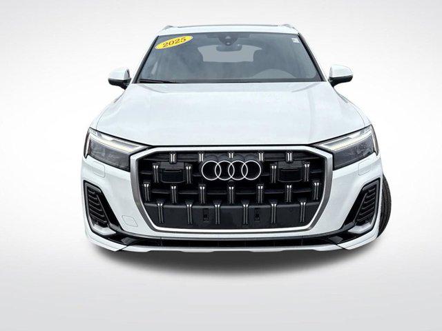 2025 Audi Q7 Premium Plus 55 TFSI quattro Tiptronic