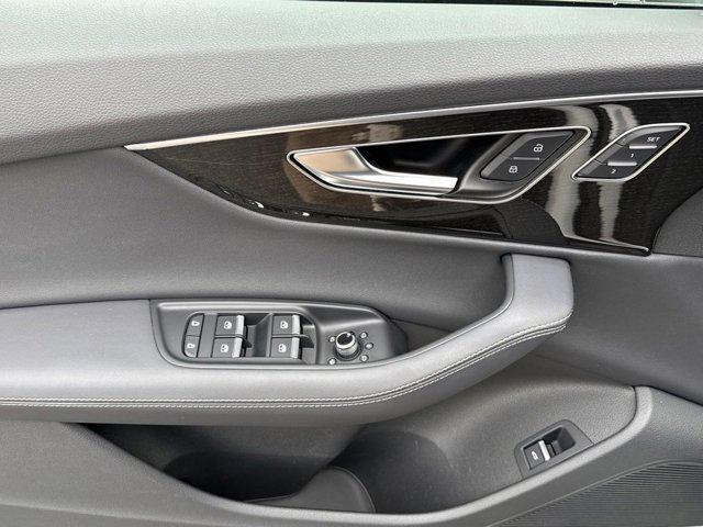2025 Audi Q7 Premium Plus 55 TFSI quattro Tiptronic