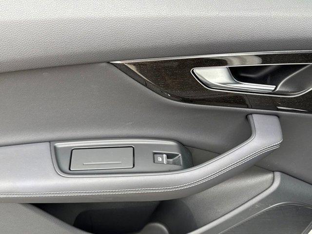 2025 Audi Q7 Premium Plus 55 TFSI quattro Tiptronic
