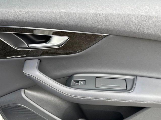 2025 Audi Q7 Premium Plus 55 TFSI quattro Tiptronic