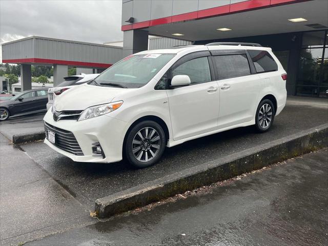 2019 Toyota Sienna XLE 7 Passenger