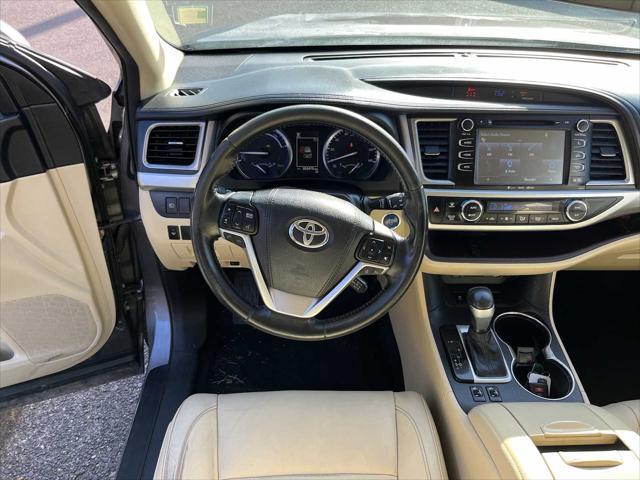2017 Toyota Highlander Hybrid XLE