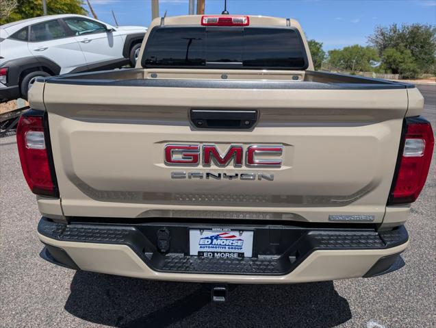 2023 GMC Canyon 4WD Crew Cab Short Box Elevation