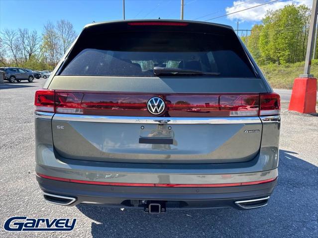 2026 Volkswagen Atlas SE with Technology