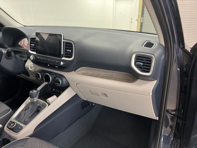 2026 Hyundai Venue SEL w/Two-Tone Roof