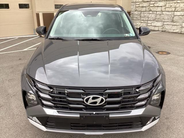2026 Hyundai Tucson Hybrid Blue SE
