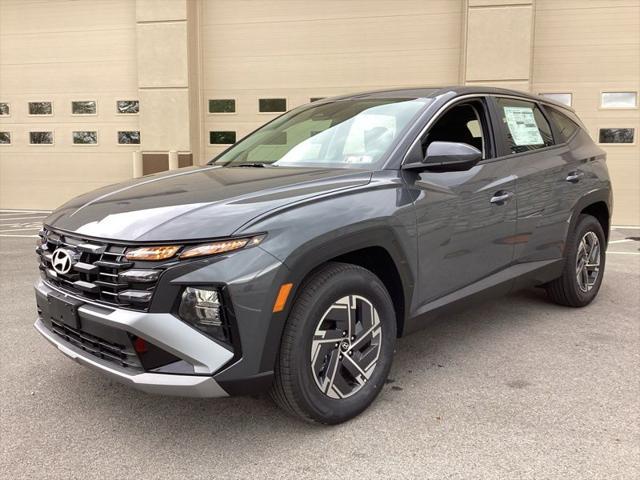 2026 Hyundai Tucson Hybrid Blue SE
