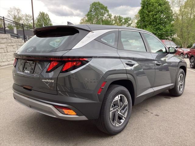 2026 Hyundai Tucson Hybrid Blue SE