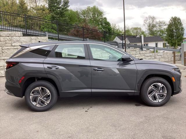 2026 Hyundai Tucson Hybrid Blue SE